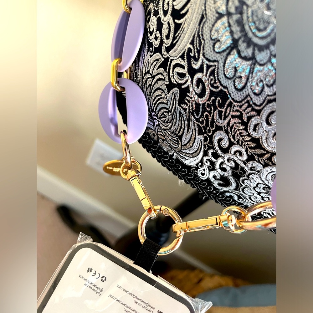 NWT! The American Case lavender and gold cross body phoneholder OS - Picture 4 of 4
